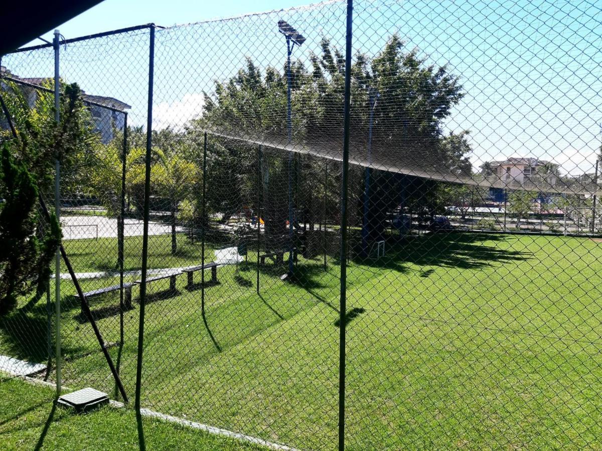 Condominio Com Muita Diversao Toninhas Убатуба Экстерьер фото